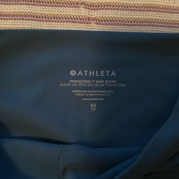 Athleta 7” Biker Shorts! - Picture 3 of 3